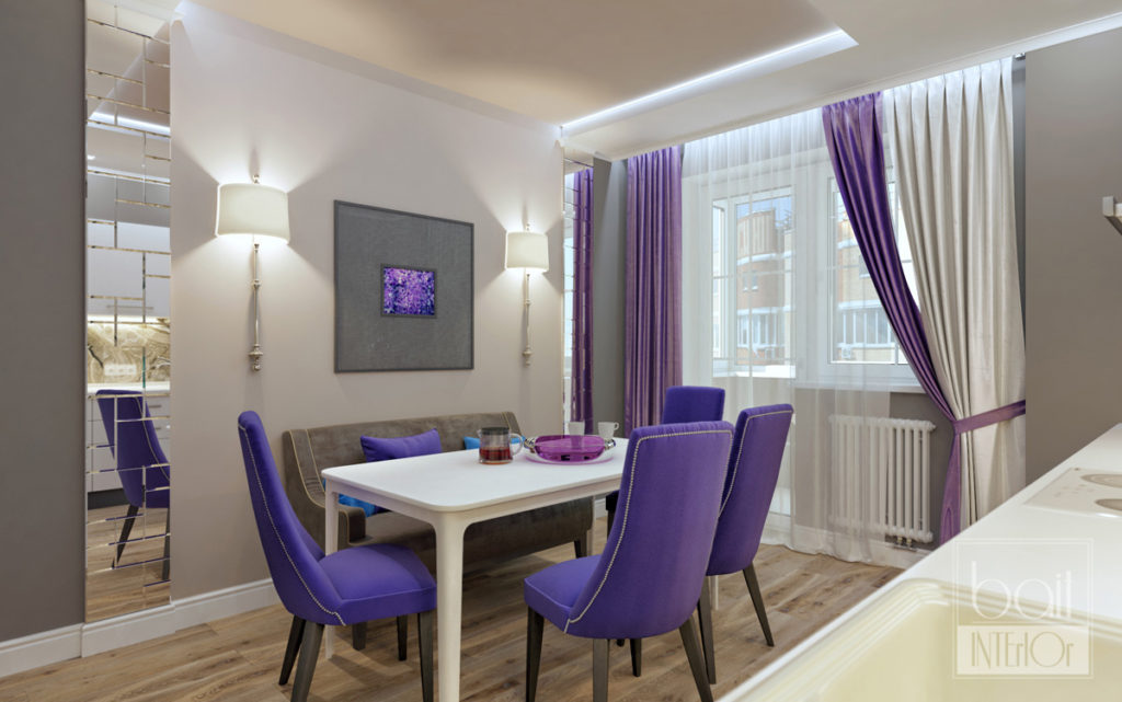 дизайн интерьера белой кухни с фиолетовыми акцентами
